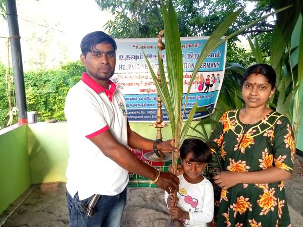 HelpingHeartsTamil படம் 180